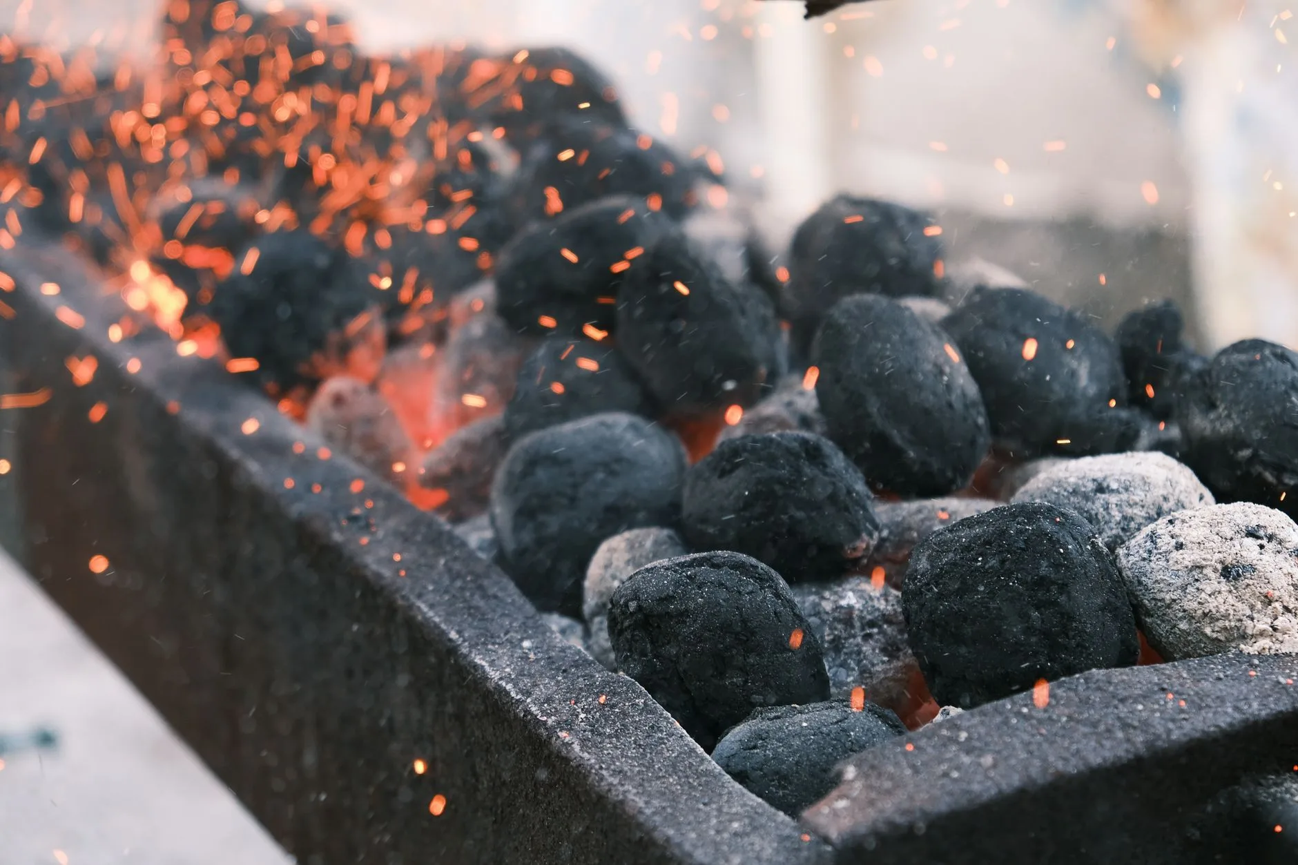 Lump charcoal for calculating kamado BBQ fuel running costs